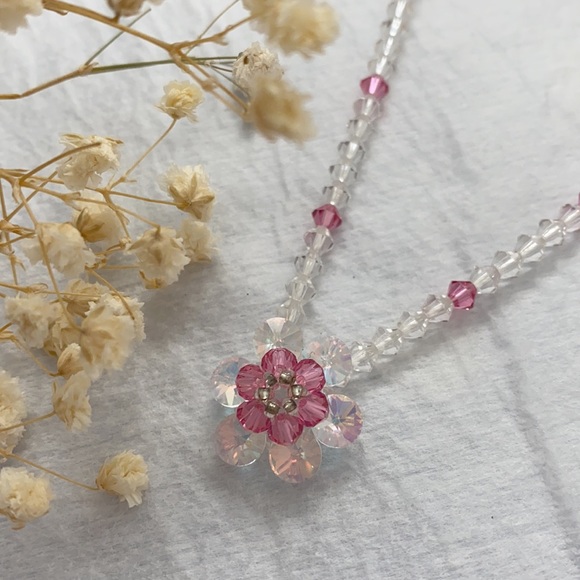 Beaded Crystal Flower Necklace - Picture 1 of 4